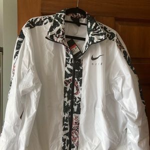 Nike women’s sportswear repel jacket.